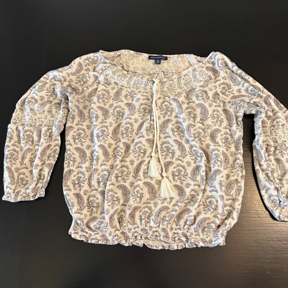 American Eagle Paisley Peasant Blouse Cream Red Tassel Smocked Top Womens Medium